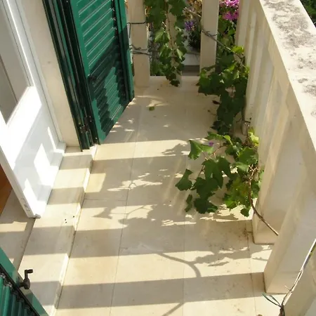 Apartment In With Sea View, Balcony, Air Conditioning, Wifi 3416-1 *